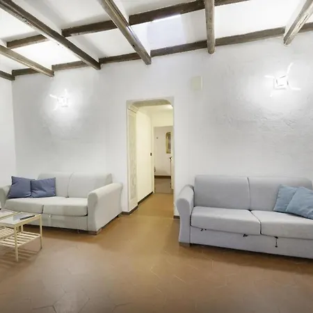 Casa Cellini 公寓 *