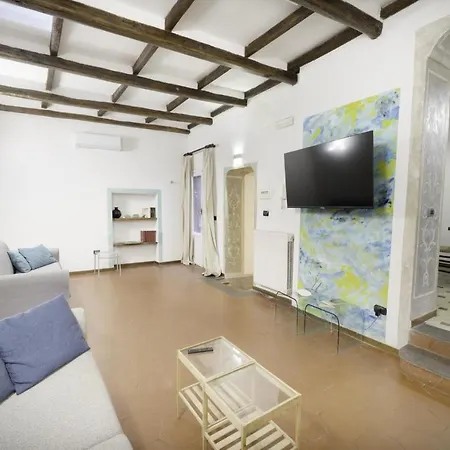 Casa Cellini 公寓 *